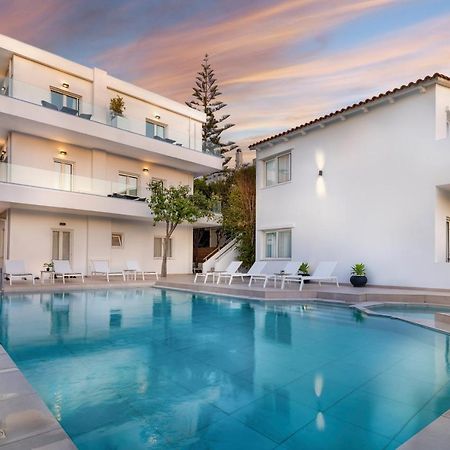 S U E N O - Studios And Apartments, With Shared Pool كاتو ذاراتسو المظهر الخارجي الصورة