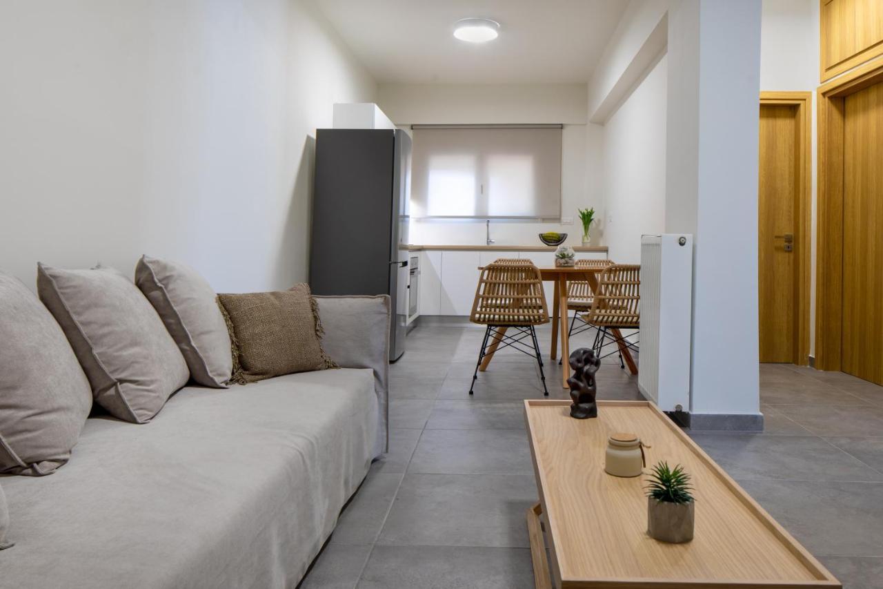 S U E N O - Studios And Apartments, With Shared Pool كاتو ذاراتسو المظهر الخارجي الصورة