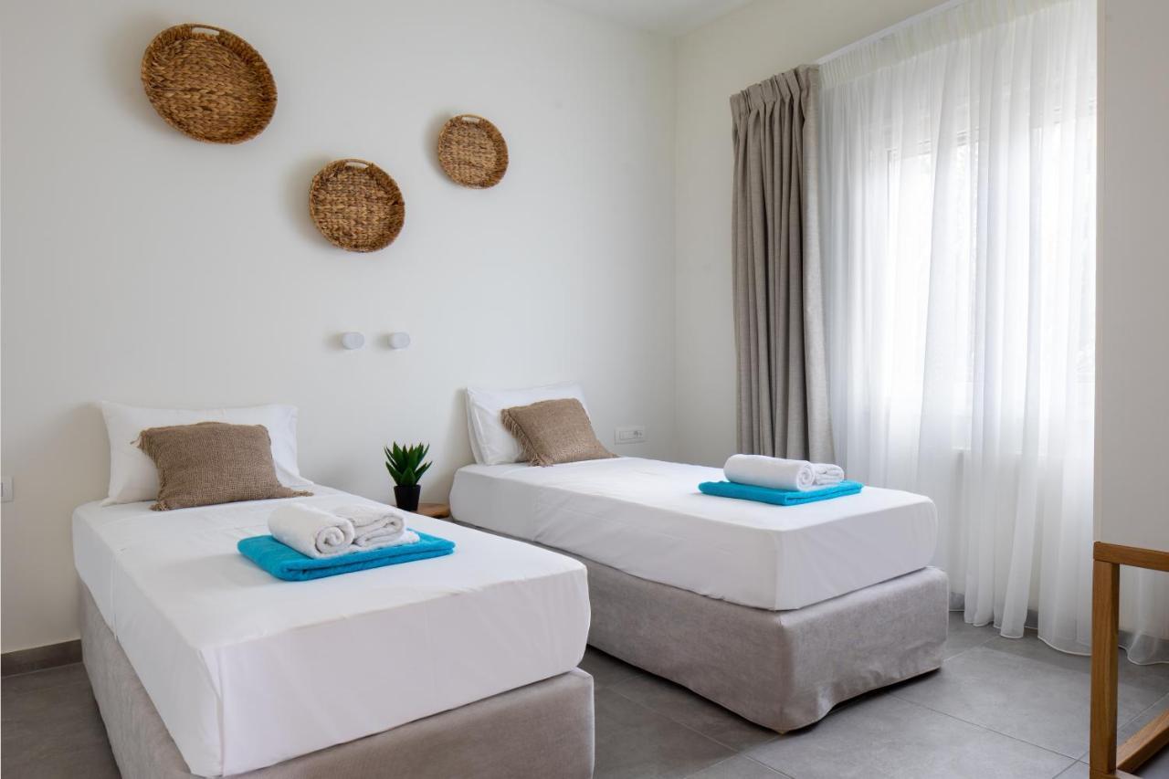 S U E N O - Studios And Apartments, With Shared Pool كاتو ذاراتسو المظهر الخارجي الصورة