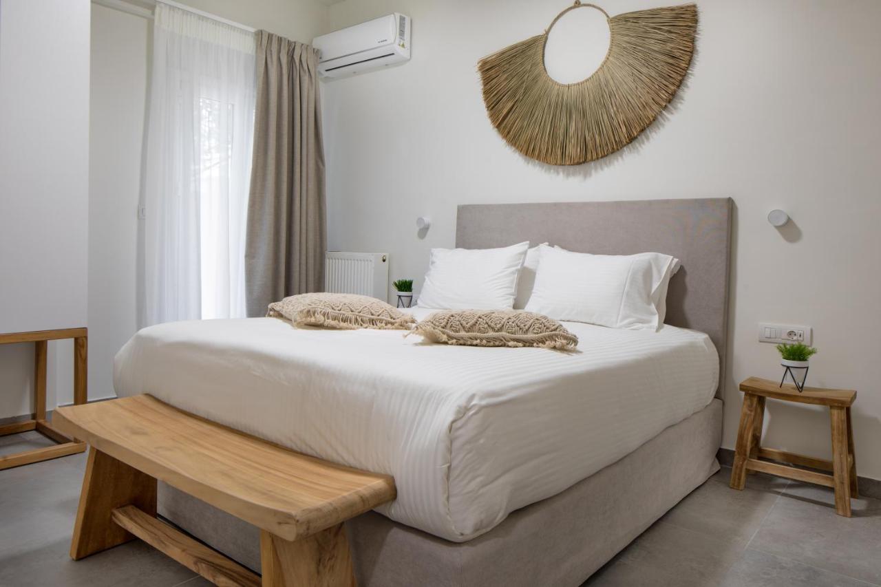 S U E N O - Studios And Apartments, With Shared Pool كاتو ذاراتسو المظهر الخارجي الصورة