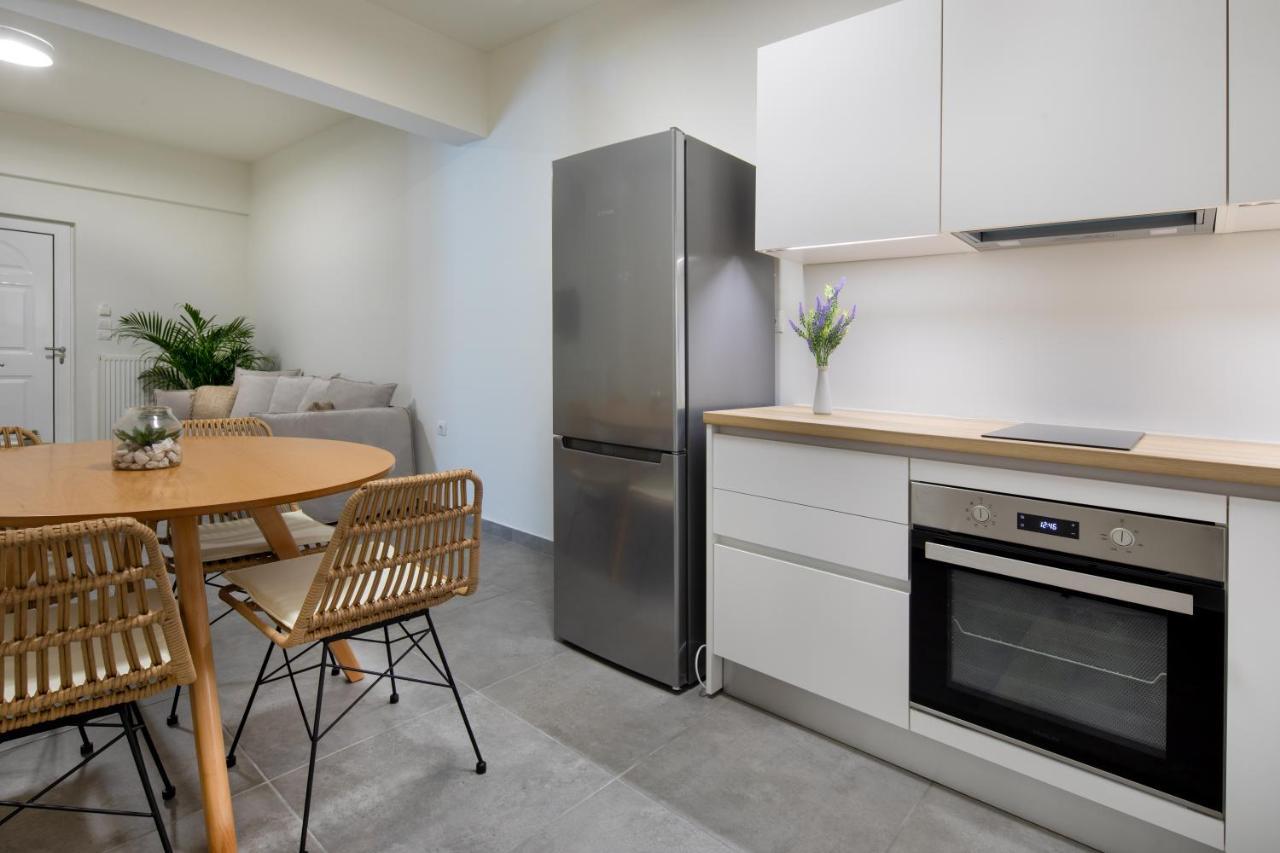 S U E N O - Studios And Apartments, With Shared Pool كاتو ذاراتسو المظهر الخارجي الصورة