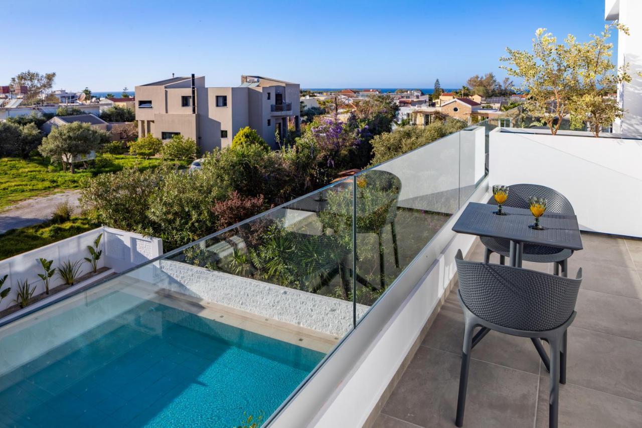 S U E N O - Studios And Apartments, With Shared Pool كاتو ذاراتسو المظهر الخارجي الصورة